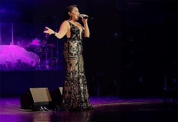 Pınar Çubukçu’dan Kayahan’a vefa dolu gece