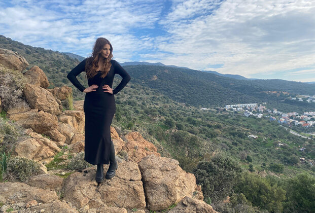 Ünlü Oyuncudan İzmir Dikili Denizköy’de Örnek Yatırım