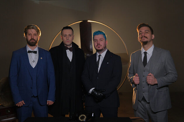 Türk Rock & Metal sahnesine iddialı bir giriş yapan Fake Majesty, ilk teklisi “Ease the Pain” ile dinleyicilerle buluştu.